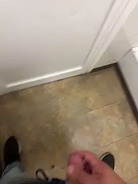 Snapshot of _themask_ chatting on 10-01-25, 12:11 themask online show from 10-01-25, 12:11