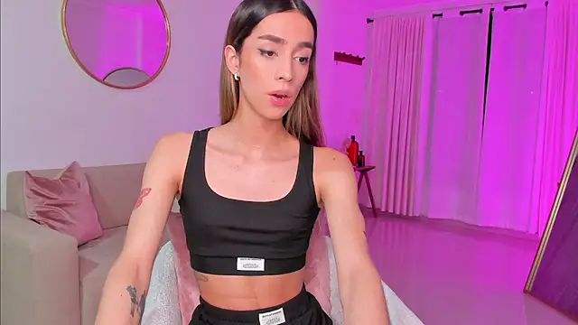 Snapshot of Emmavr chatting on 01-05-25, 04:58 Emmavr online show from 01-05-25, 04:58