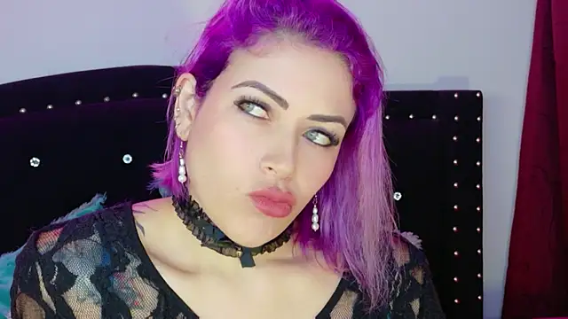 Natalia Montoya online show from 05-04-26, 11:56