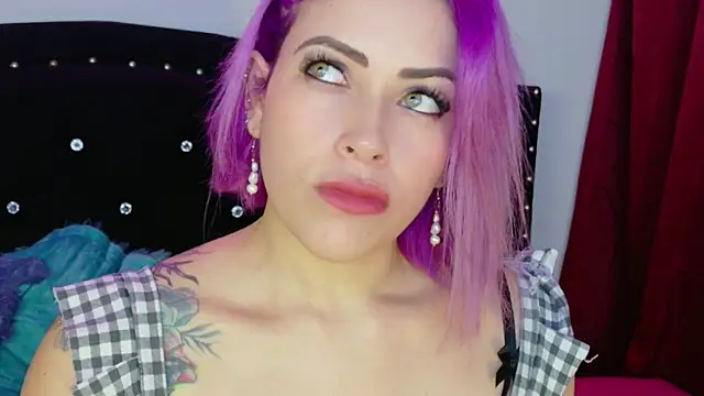 Natalia Montoya online show from 05-05-26, 11:46