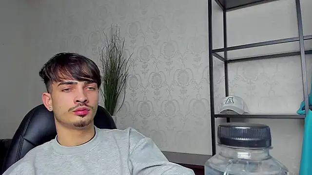 BrandonTate online show from 12-04-24, 03:32