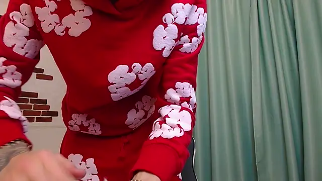 BrandonTate online show from 12-20-24, 04:36