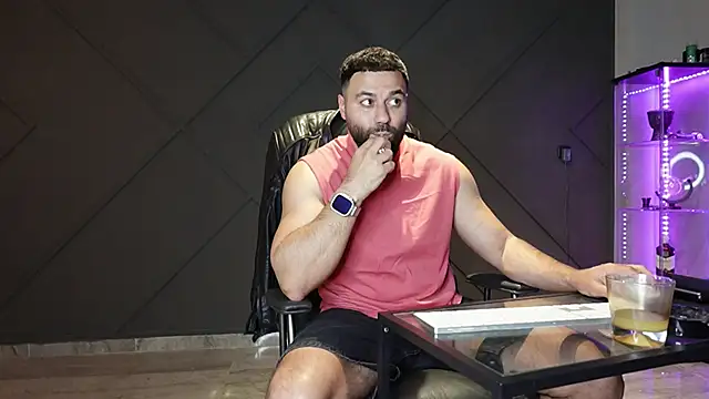 mattmasterss online show from 05-05-26, 01:13