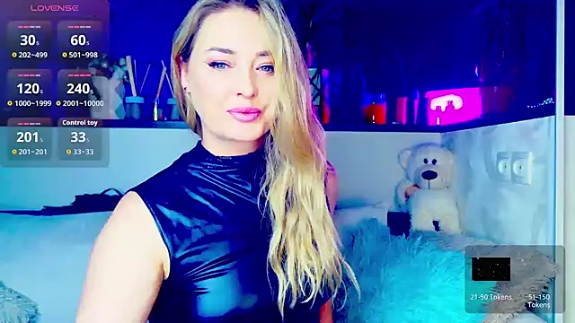 Snapshot of _JuliaSpace_ chatting on 02-03-26, 06:24 JuliaSpace online show from 02-03-26, 06:24