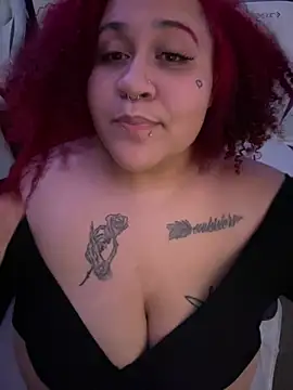 Juicyjordie online show from 07-18-26, 05:22