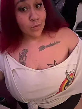 Juicyjordie online show from 07-19-26, 04:49