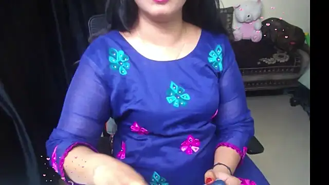 Arushisingh8888 online show from 05-11-26, 01:50