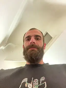 Antonio Vatooo online show from 10-22-25, 05:30