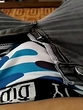 Snapshot of Jospauzudo_ chatting on 01-17-25, 03:00 Jospauzudo online show from 01-17-25, 03:00