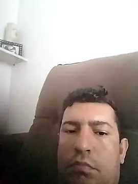 Snapshot of Jospauzudo_ chatting on 03-05-25, 02:34 Jospauzudo online show from 03-05-25, 02:34