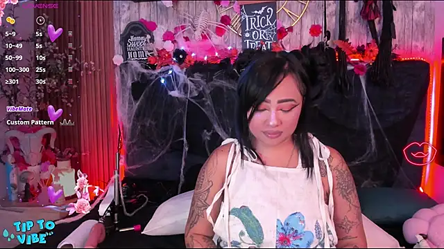 Neko Misaki online show from 10-11-25, 12:15