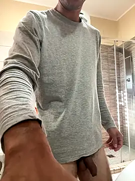 Snapshot of Gionnytav chatting on 10-05-25, 06:34 Gionnytav online show from 10-05-25, 06:34