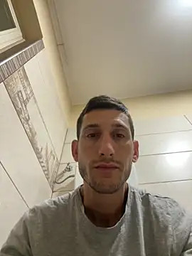 Snapshot of Gionnytav chatting on 10-07-25, 03:47 Gionnytav online show from 10-07-25, 03:47