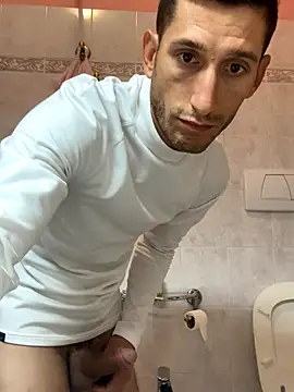 Snapshot of Gionnytav chatting on 10-13-25, 06:08 Gionnytav online show from 10-13-25, 06:08