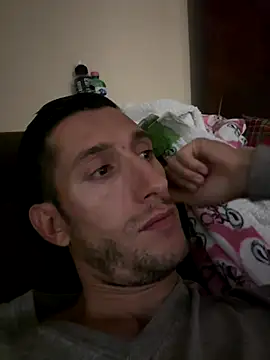 Snapshot of Gionnytav chatting on 10-16-25, 04:52 Gionnytav online show from 10-16-25, 04:52