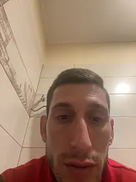 Snapshot of Gionnytav chatting on 10-17-25, 06:32 Gionnytav online show from 10-17-25, 06:32