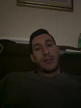 Snapshot of Gionnytav chatting on 10-27-25, 07:29 Gionnytav online show from 10-27-25, 07:29