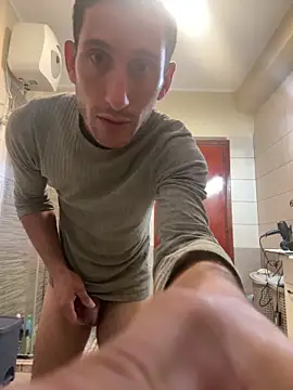 Snapshot of Gionnytav chatting on 11-01-25, 02:19 Gionnytav online show from 11-01-25, 02:19