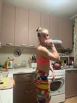 Snapshot of AlisaKissss chatting on 02-27-26, 07:36 AlisaKissss online show from 02-27-26, 07:36