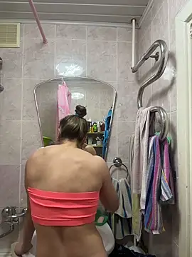 Snapshot of AlisaKissss chatting on 03-15-26, 07:31 AlisaKissss online show from 03-15-26, 07:31