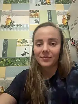 Snapshot of AlisaKissss chatting on 03-16-26, 07:51 AlisaKissss online show from 03-16-26, 07:51