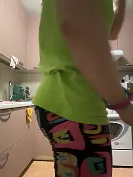 Snapshot of AlisaKissss chatting on 03-21-26, 07:28 AlisaKissss online show from 03-21-26, 07:28