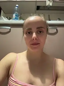 AlisaKissss online show from 06-13-26, 07:34