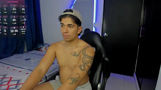 Snapshot of valentino_santoss chatting on 10-09-25, 02:53 valentino santoss online show from 10-09-25, 02:53