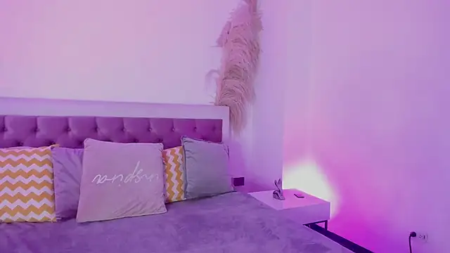 Emelyy Carter online show from 02-03-25, 07:42