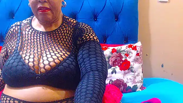 ebonycandy10 online show from 11-25-25, 05:29