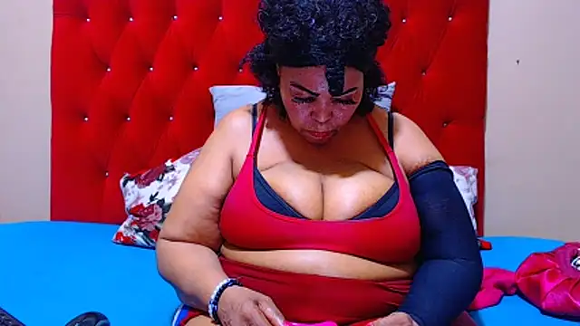 ebonycandy10 online show from 12-21-25, 12:07