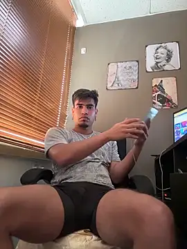 Snapshot of jaden_98_ chatting on 11-17-25, 10:26 jaden 98 online show from 11-17-25, 10:26