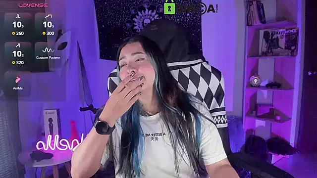 sweetcoralinee online show from 02-27-26, 04:01