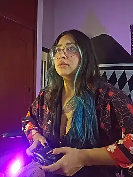 sweetcoralinee online show from 03-13-26, 03:07