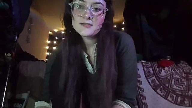 EyaDivine1 online show from 01-12-25, 05:45