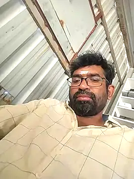 Snapshot of Skcreation123 chatting on 11-05-25, 07:41 Skcreation123 online show from 11-05-25, 07:41