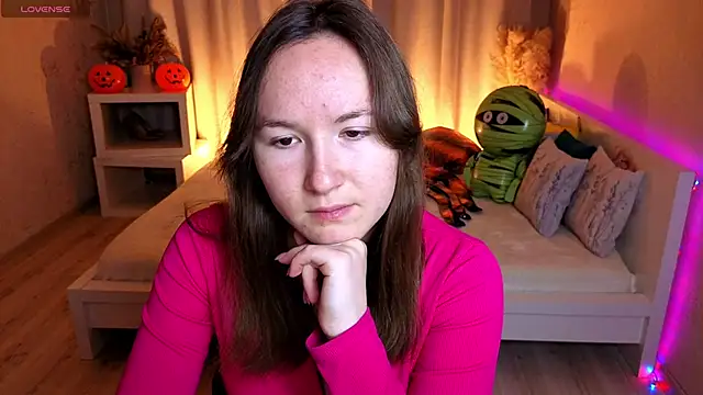 Little doll meow online show from 11-05-25, 02:55