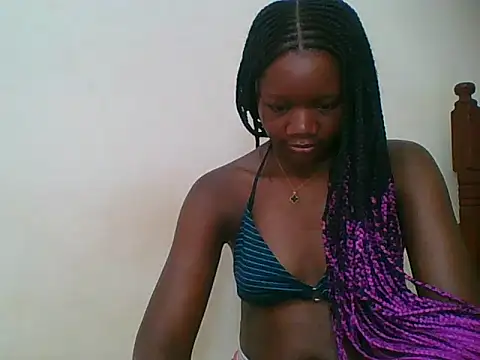 Snapshot of HotJeylee chatting on 02-25-25, 01:50 HotJeylee online show from 02-25-25, 01:50