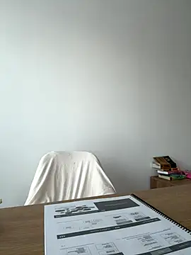 streetdoll online show from 10-02-25, 06:53