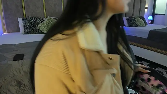 PaulinaDuarte online show from 09-17-25, 12:40