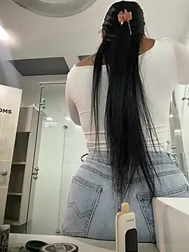 PaulinaDuarte online show from 04-30-26, 11:27