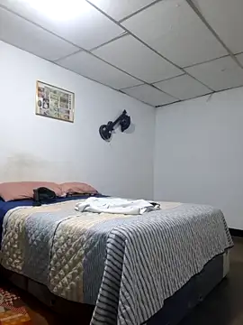 andresbigcock9 online show from 04-27-26, 01:03