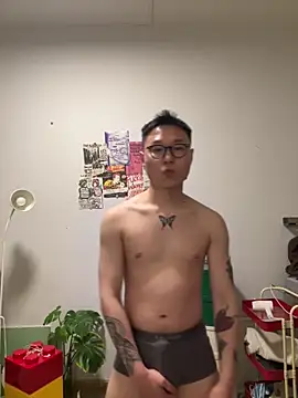 Snapshot of Eric246 chatting on 03-15-26, 03:18 Eric246 online show from 03-15-26, 03:18