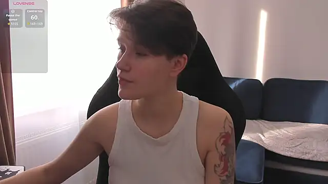 Snapshot of JessieFlower chatting on 02-20-26, 07:43 JessieFlower online show from 02-20-26, 07:43