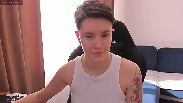 Snapshot of JessieFlower chatting on 02-27-26, 08:36 JessieFlower online show from 02-27-26, 08:36