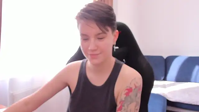 Snapshot of JessieFlower chatting on 03-13-26, 07:37 JessieFlower online show from 03-13-26, 07:37