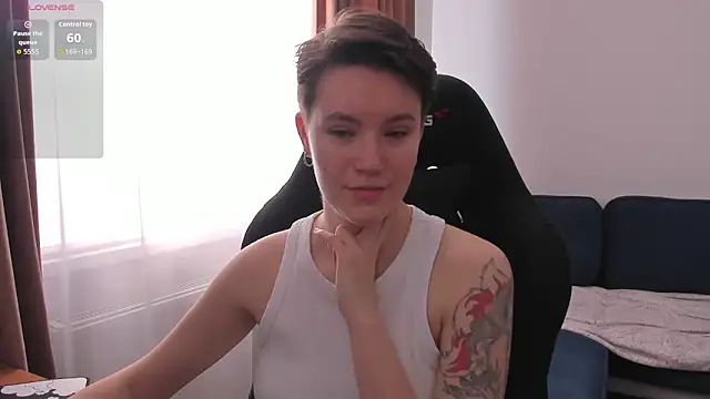 Snapshot of JessieFlower chatting on 03-18-26, 07:55 JessieFlower online show from 03-18-26, 07:55