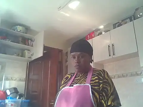 Snapshot of tight_pussy_gall chatting on 12-01-25, 06:40 tight pussy gall online show from 12-01-25, 06:40