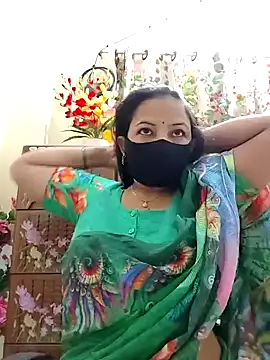 Snapshot of Payel-Sen chatting on 01-24-25, 06:25 Payel-Sen online show from 01-24-25, 06:25