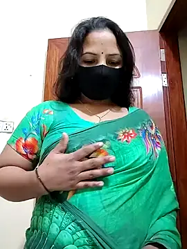 Snapshot of Payel-Sen chatting on 01-28-25, 02:21 Payel-Sen online show from 01-28-25, 02:21